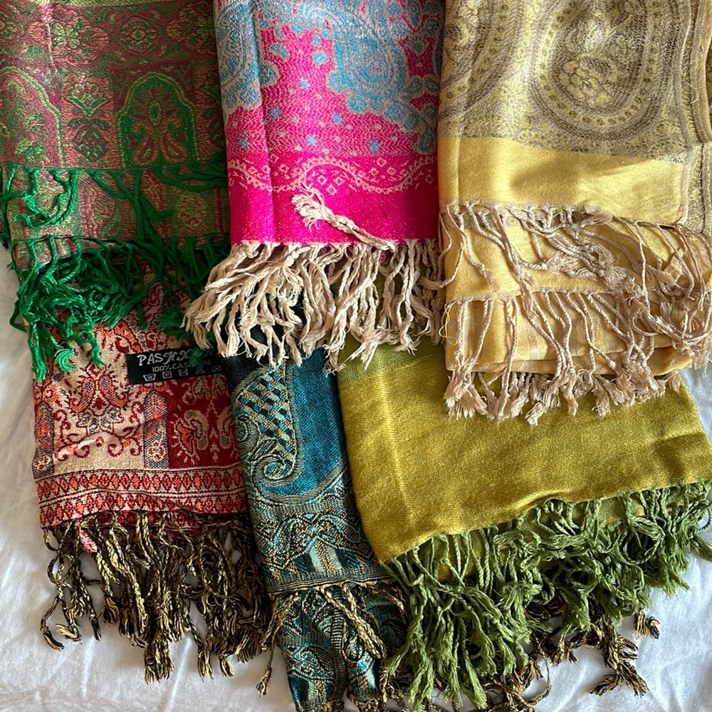 Assorted pashminas